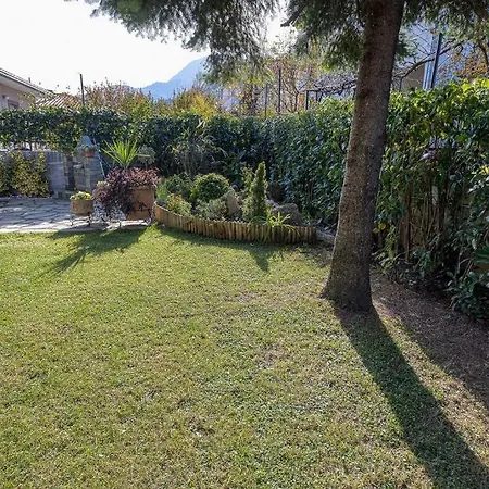 Luminous Luxury House Πυλί