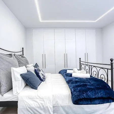 Luminous Luxury House Holiday home Pyli